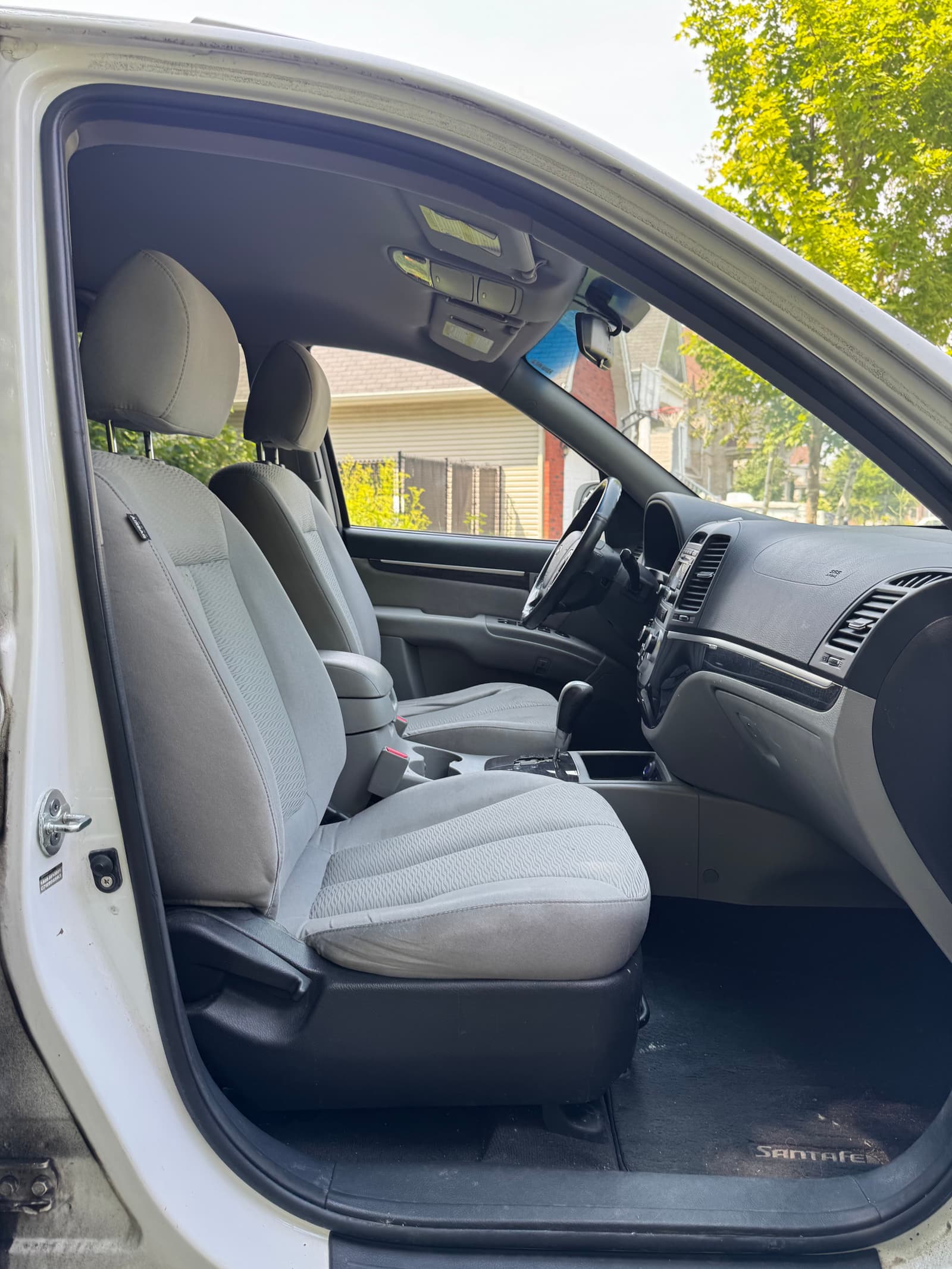 Hyundai Santa Fe 2009 - Image 10