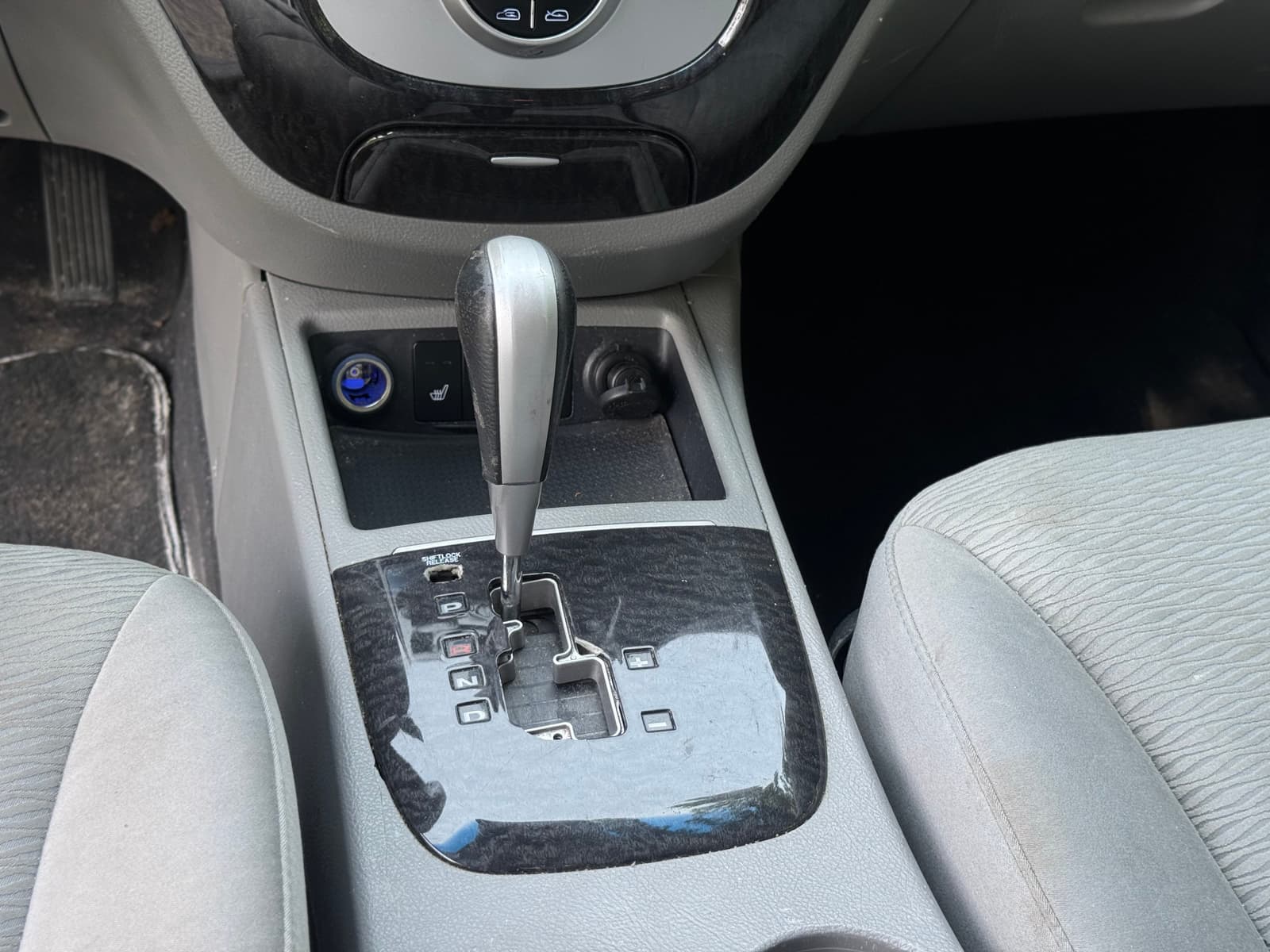 Hyundai Santa Fe 2009 - Image 15