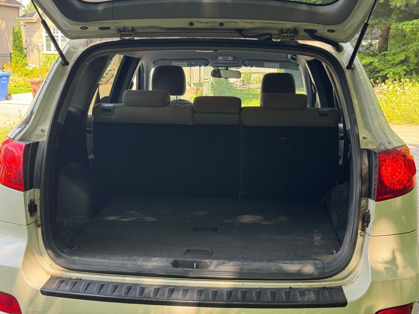 Hyundai Santa Fe 2009 - Image 17