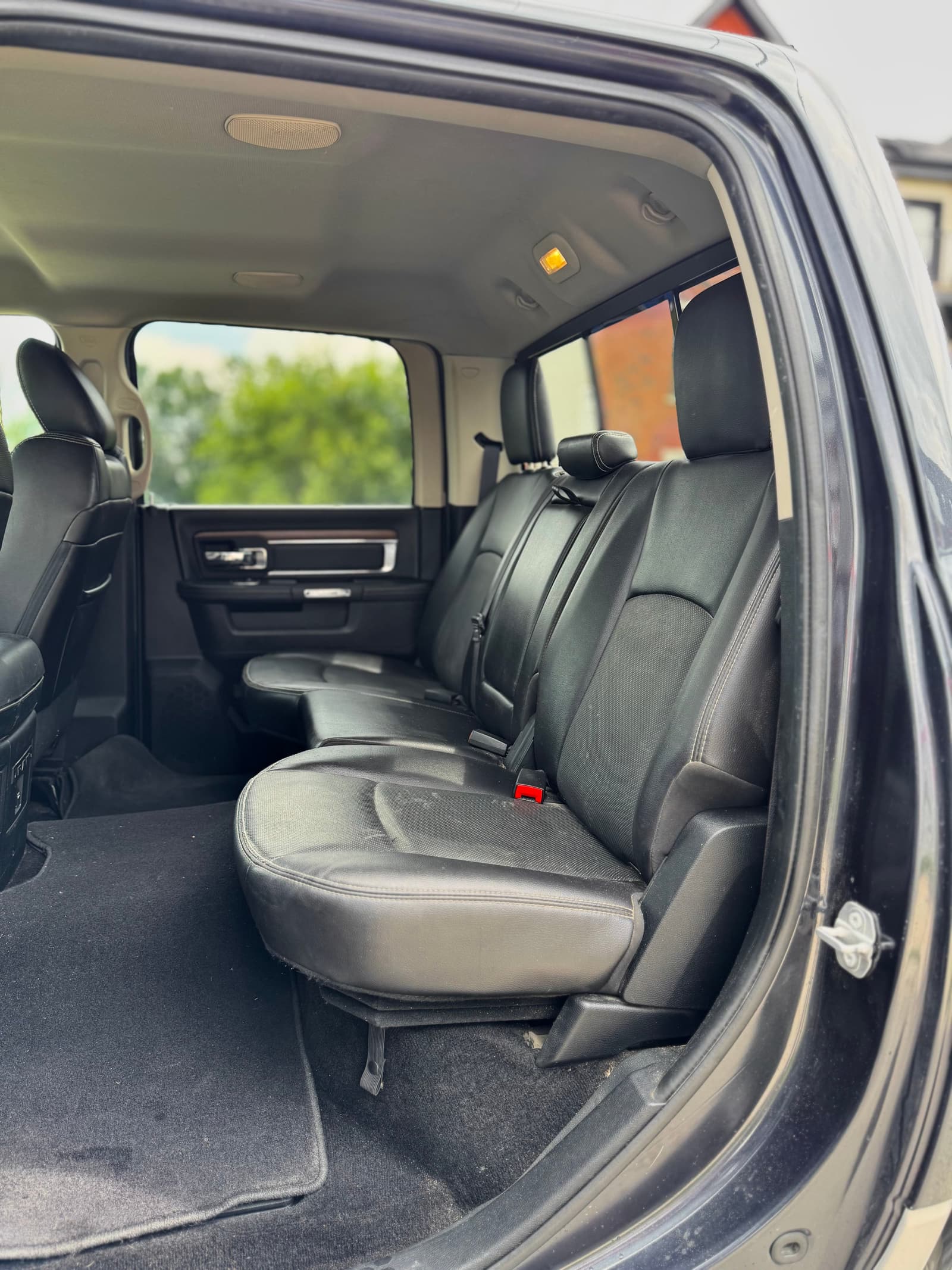 RAM 1500 2016 - Image 10