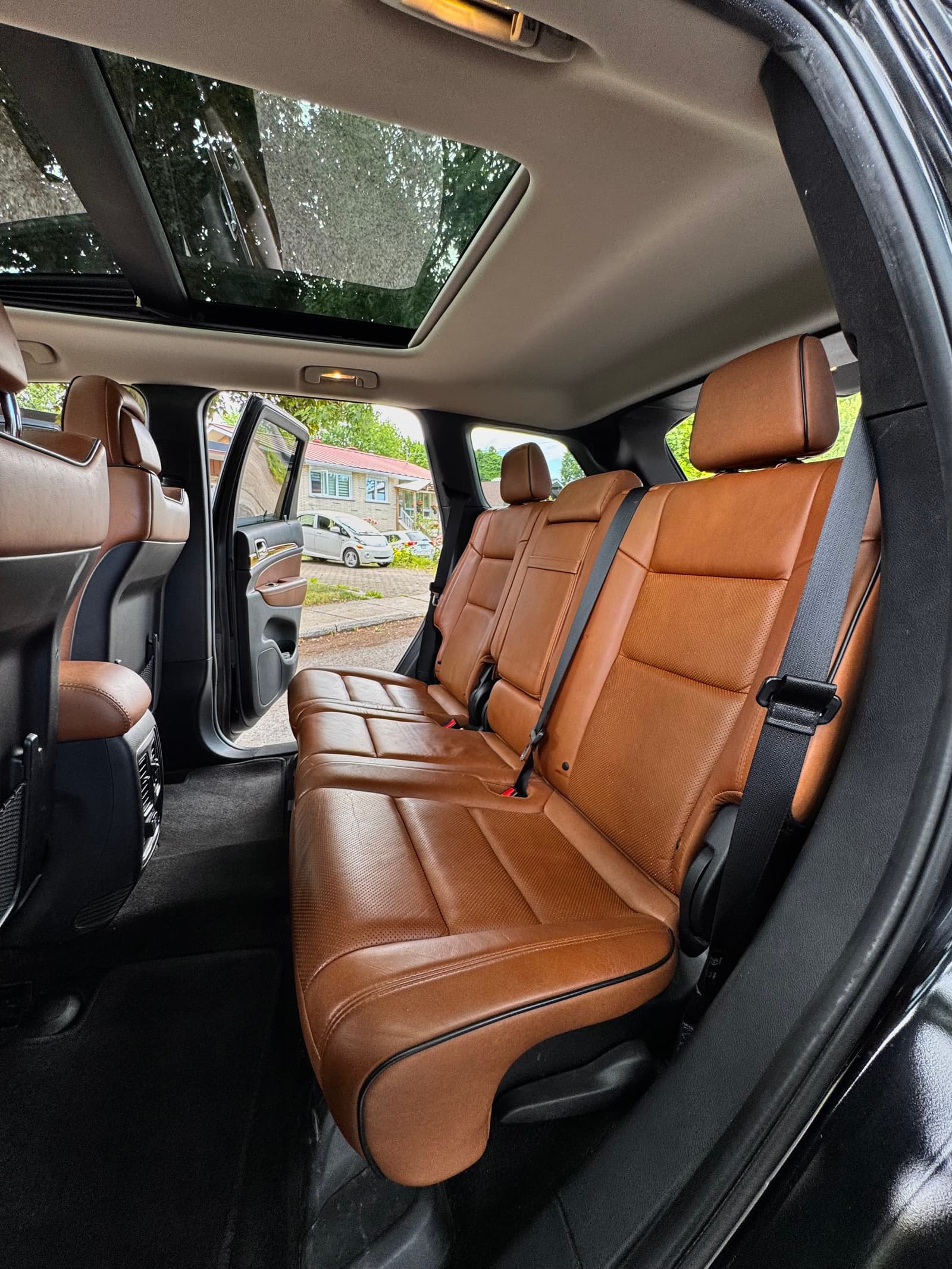 Jeep Grand Cherokee 2012 - Image 16