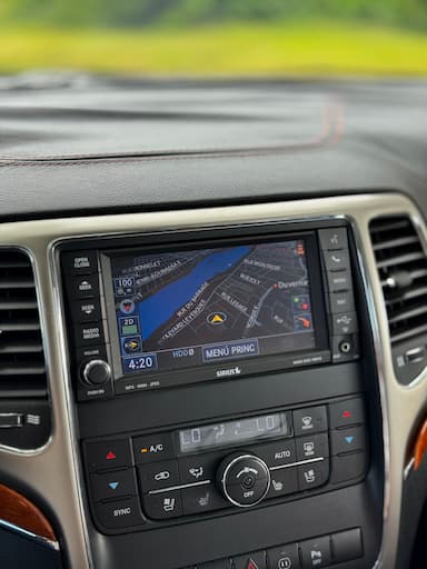Jeep Grand Cherokee 2012 - Thumbnail 25