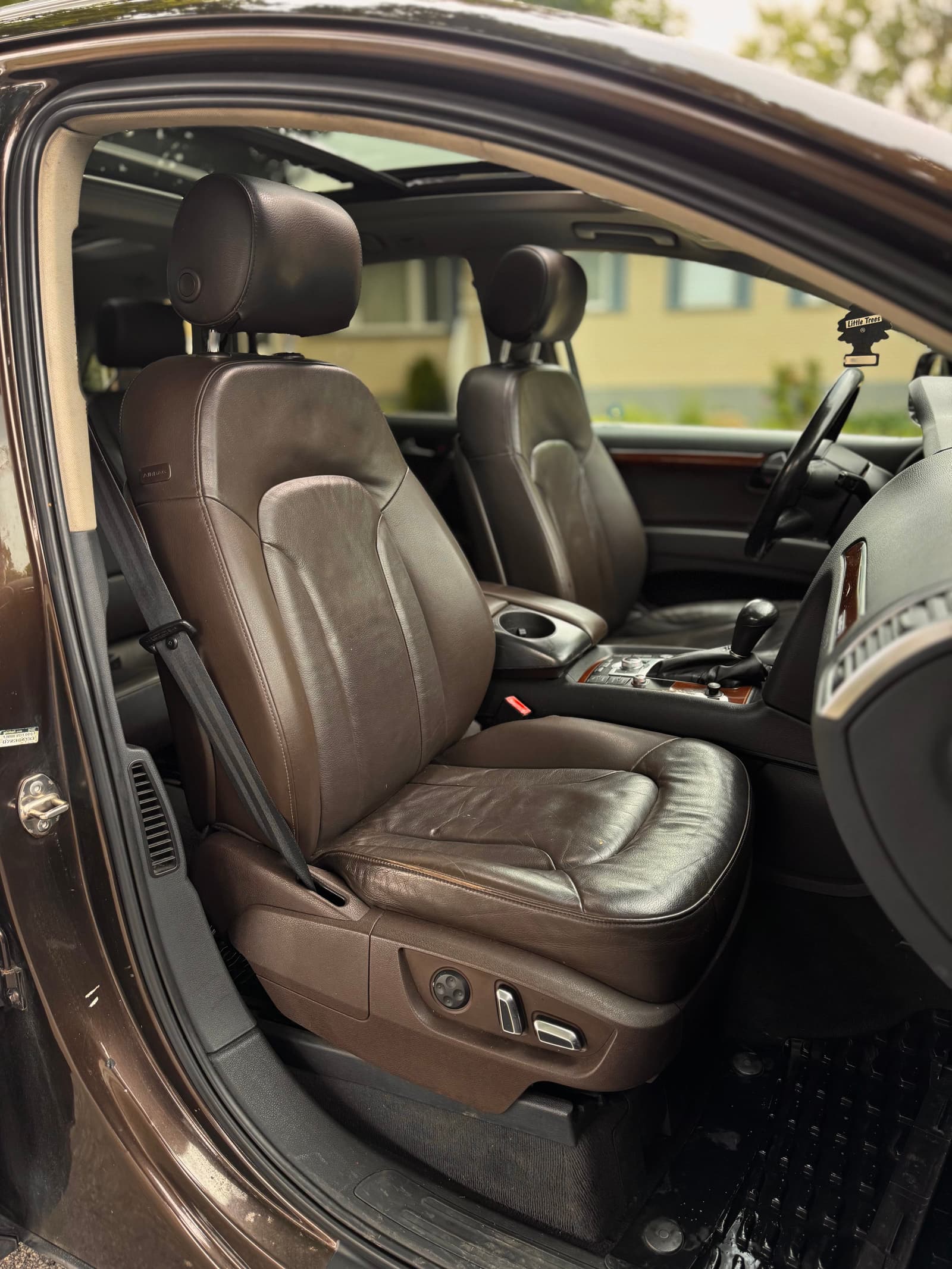 Audi Q7 2010 - Image 15