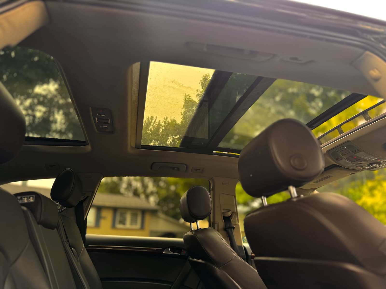 Audi Q7 2010 - Image 19