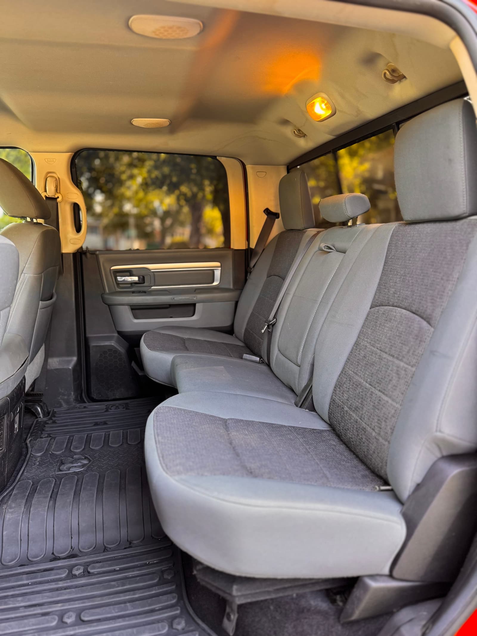 RAM 2500 2013 - Image 16