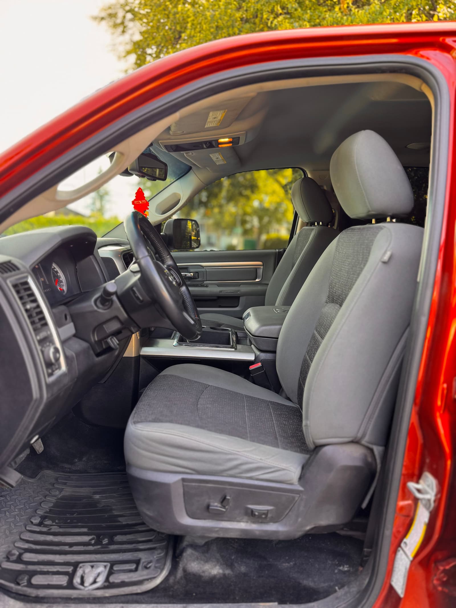 RAM 2500 2013 - Image 18