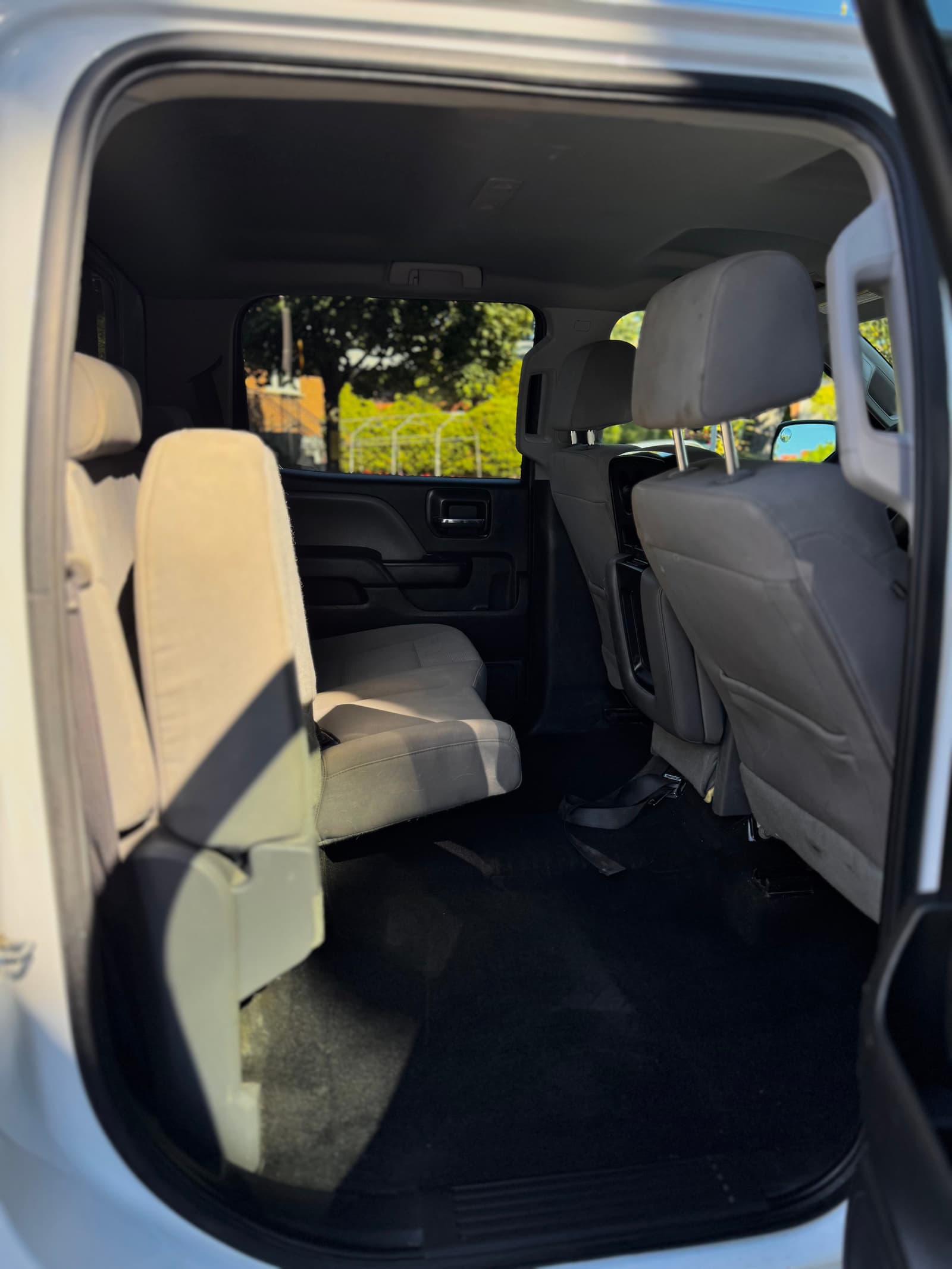 Chevrolet Silverado 1500 2018 - Image 14