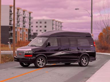 GMC Savana 2010 - Thumbnail 5