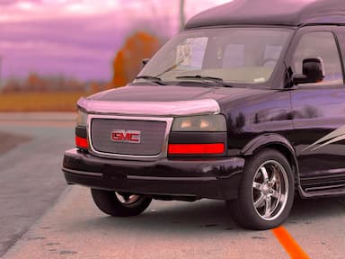 GMC Savana 2010 - Thumbnail 8