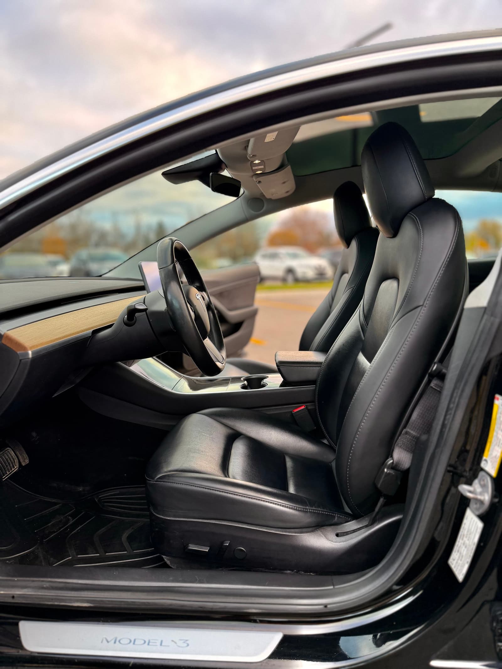 Tesla Model 3 2019 - Image 14