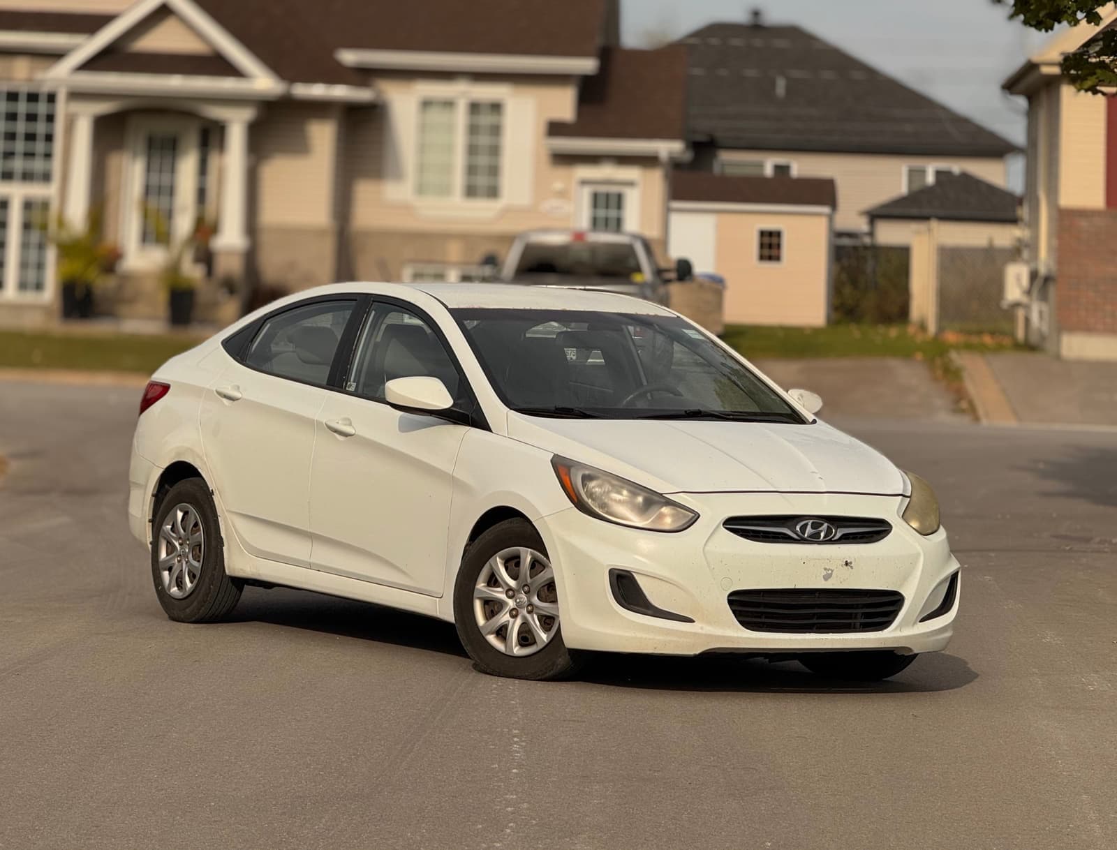 Hyundai Accent 2012 - Image 1