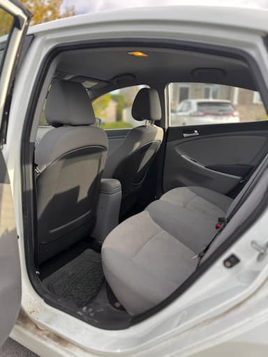 Hyundai Accent 2012 - Thumbnail 7