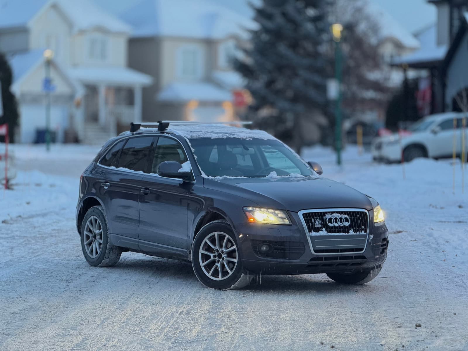 Audi Q5 2010 - Image 2