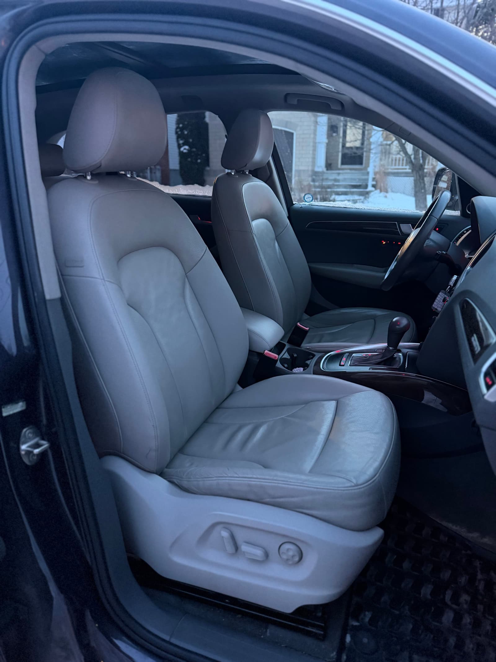 Audi Q5 2010 - Image 10