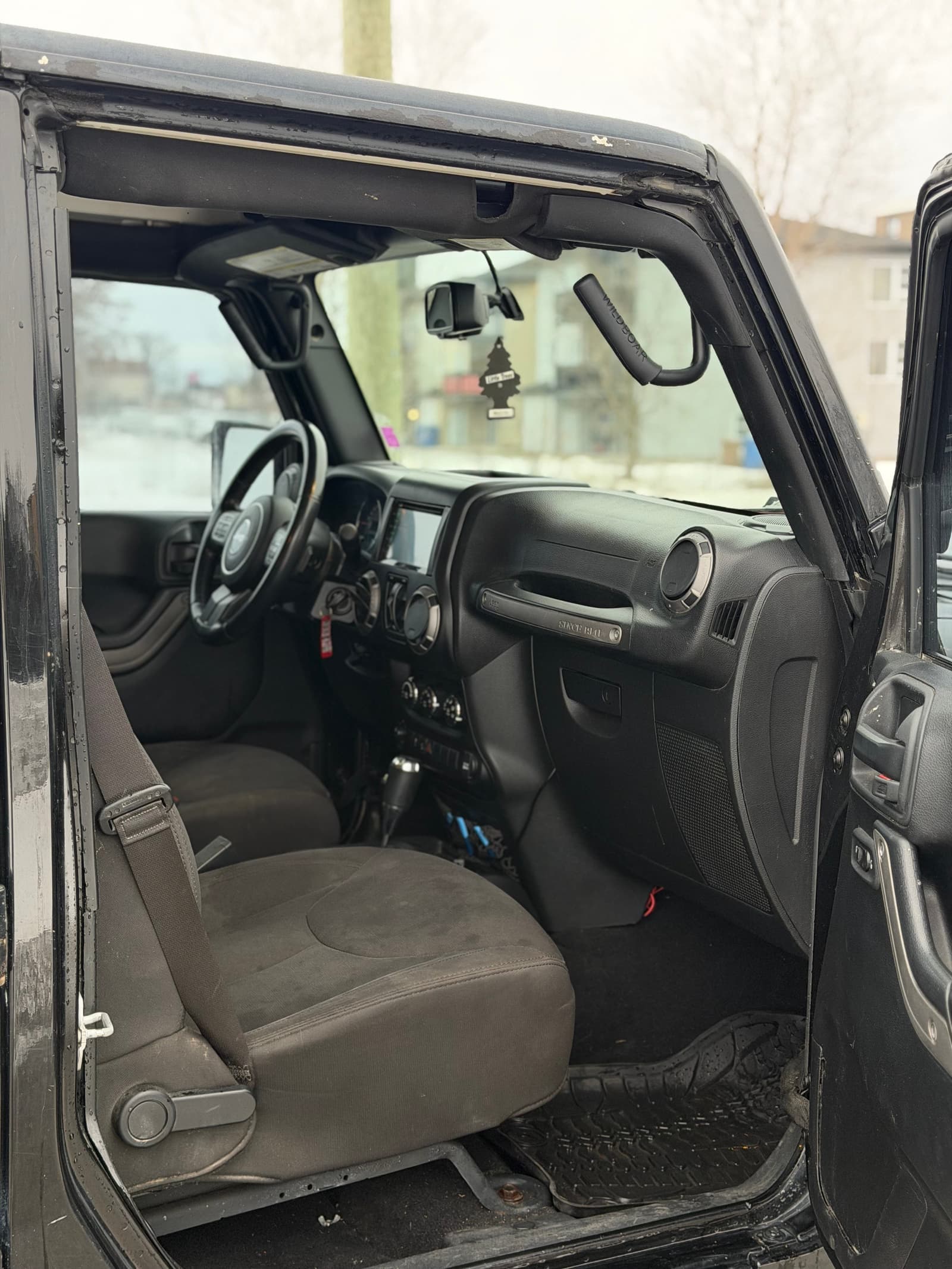 Jeep Wrangler Unlimited 2017 - Image 14