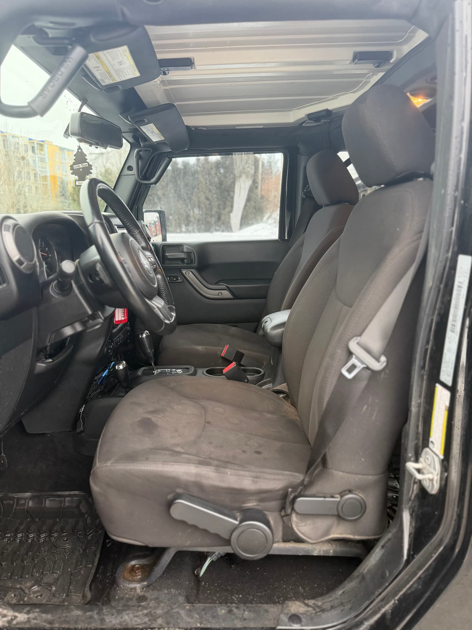 Jeep Wrangler Unlimited 2017 - Image 24