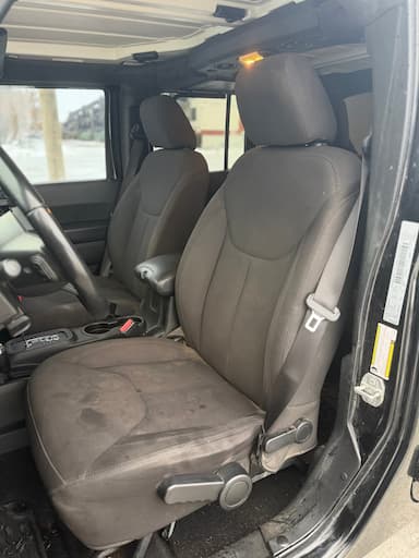 Jeep Wrangler Unlimited 2017 - Thumbnail 25