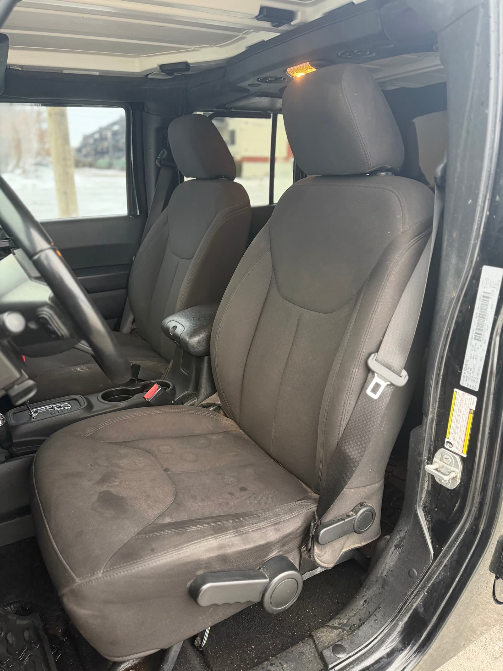 Jeep Wrangler Unlimited 2017 - Image 25