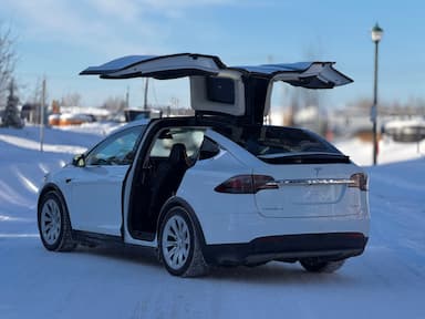 Tesla Model X 2016 - Thumbnail 9