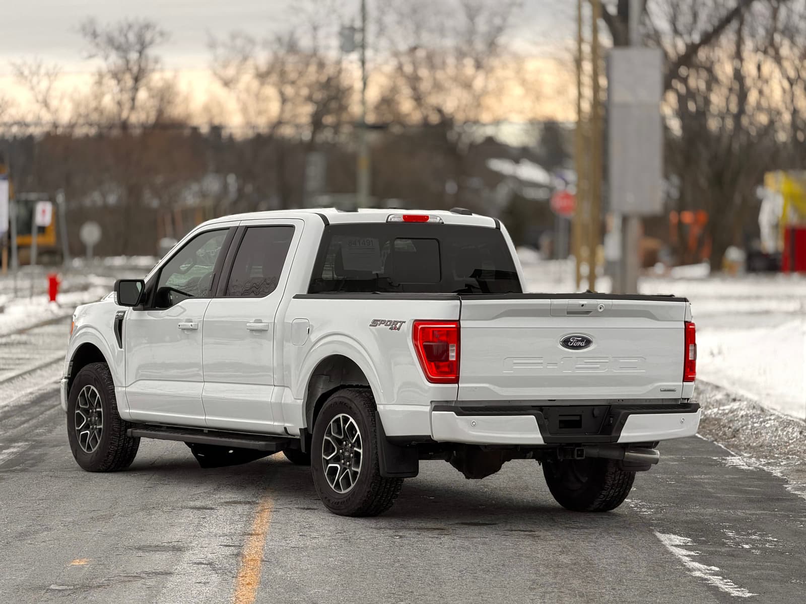 Ford F-150 2022 - Image 5