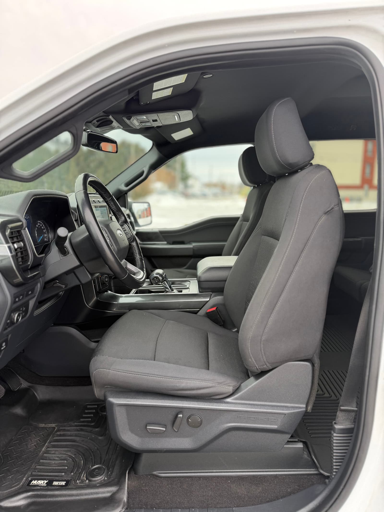 Ford F-150 2022 - Image 9