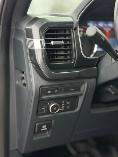 Ford F-150 2022 - Thumbnail 18