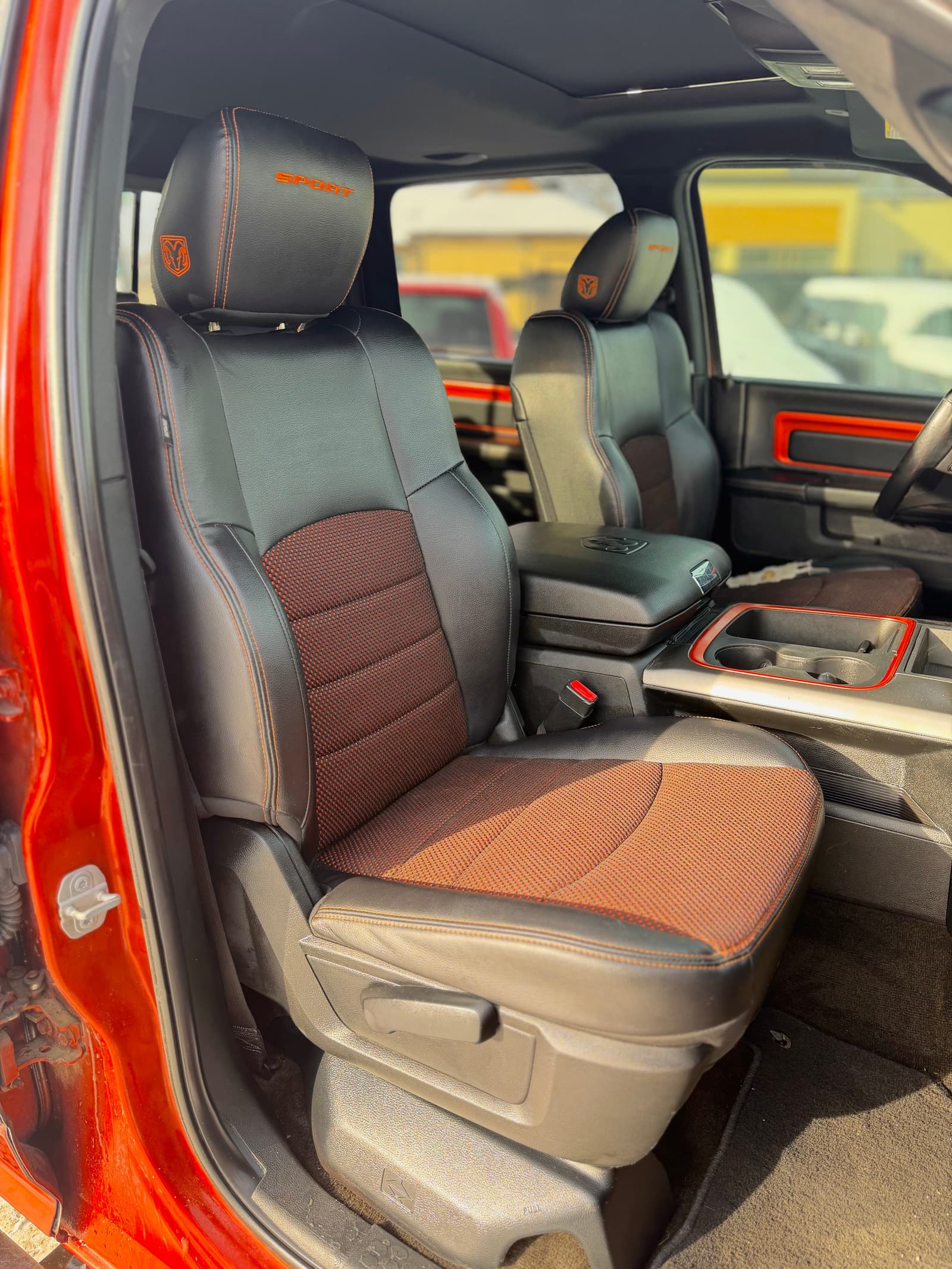 Ram 1500 2017 - Image 12