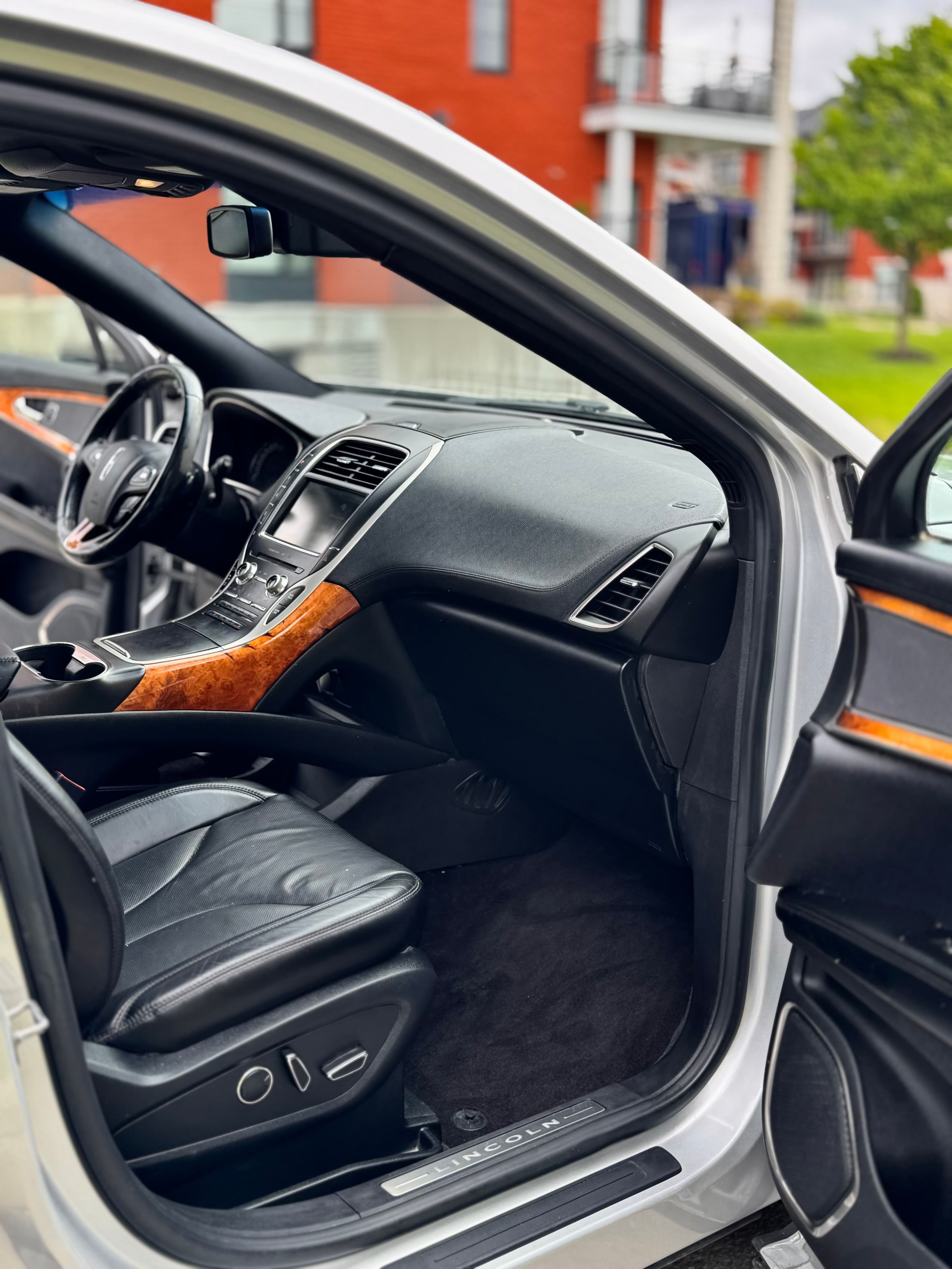 Lincoln MKX 2016 - Image 11