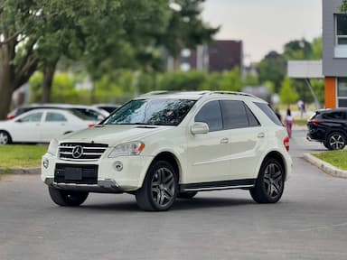 Mercedes-Benz M-Class 2010 - Thumbnail 2