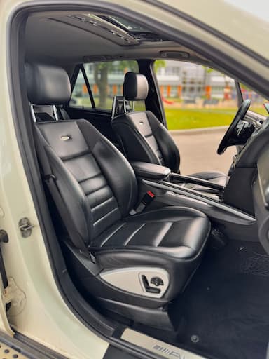 Mercedes-Benz M-Class 2010 - Thumbnail 14