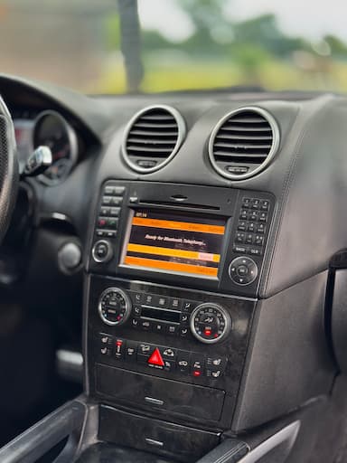 Mercedes-Benz M-Class 2010 - Thumbnail 22