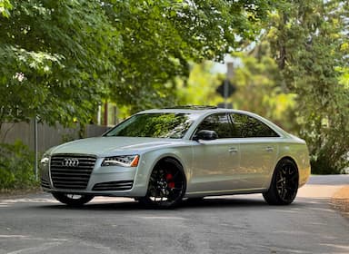 Audi A8 2011 - Thumbnail 1