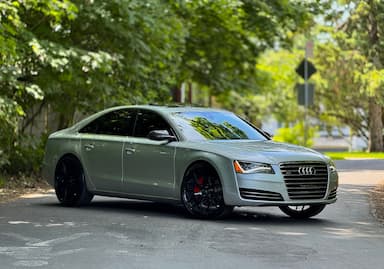 Audi A8 2011 - Thumbnail 2