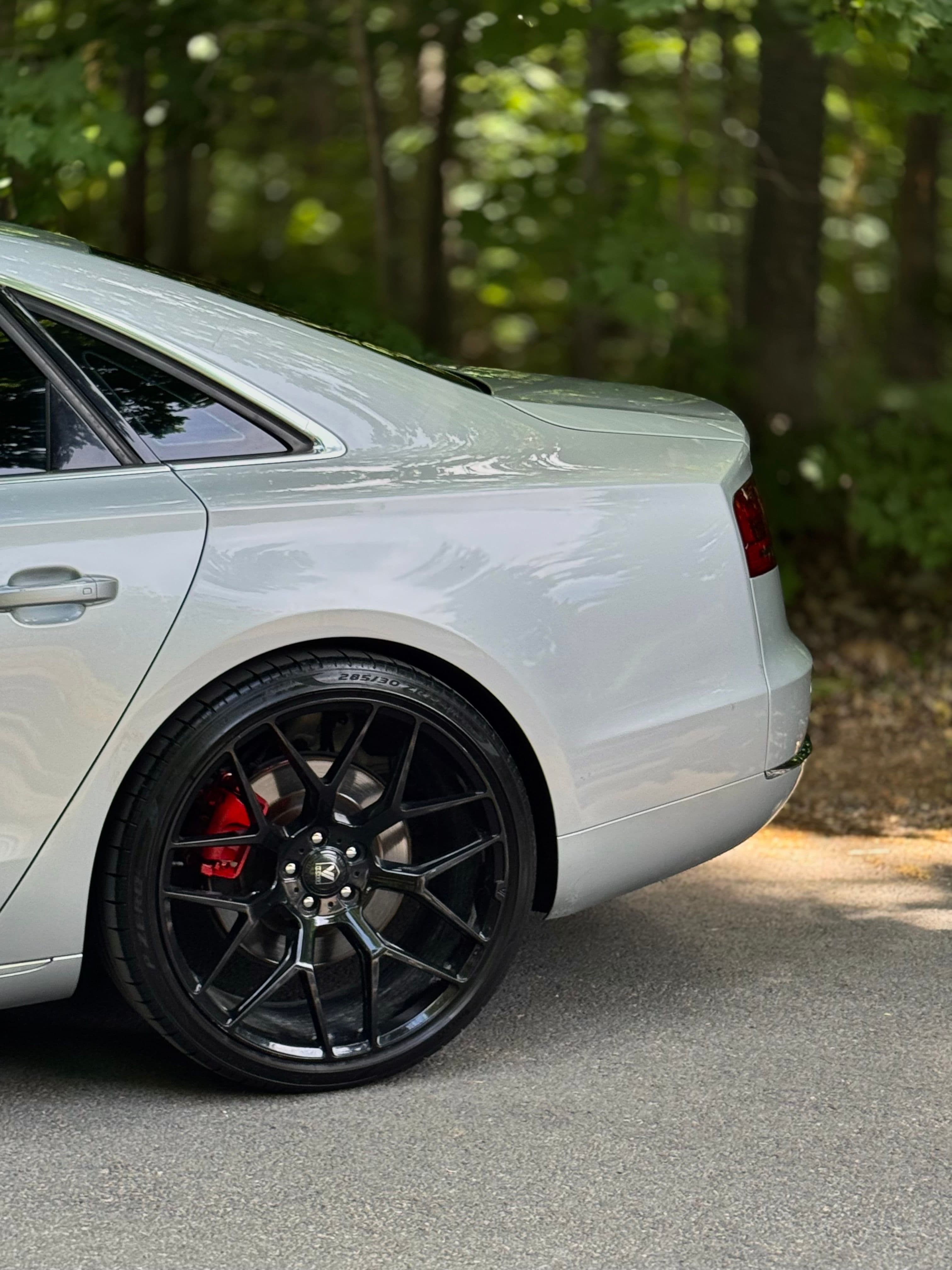 Audi A8 2011 - Image 10