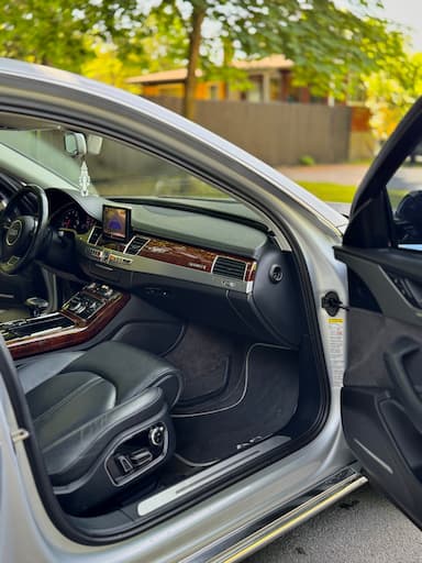 Audi A8 2011 - Thumbnail 15