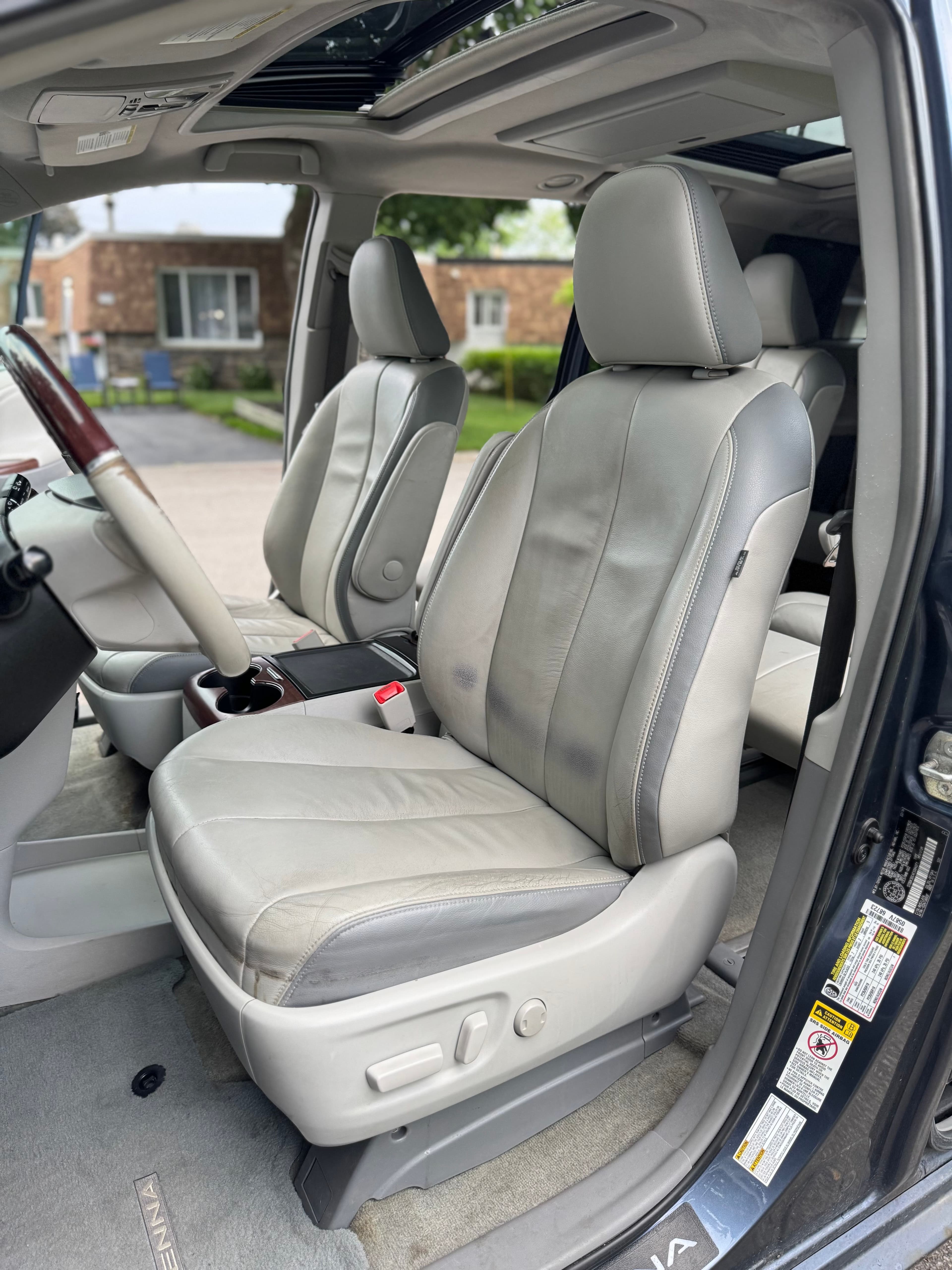 Toyota Sienna 2014 - Image 12