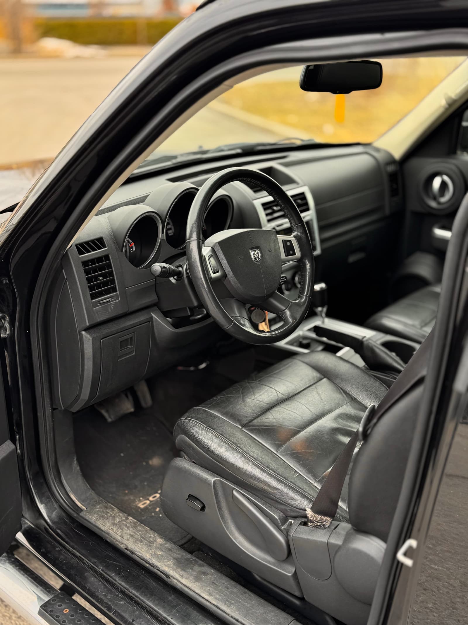 Dodge Nitro 2011 - Image 12