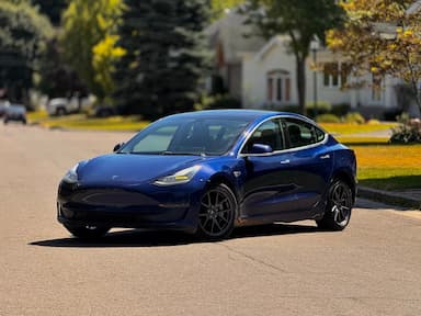 Tesla Model 3 2019 - Thumbnail 3