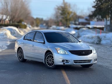 Nissan Altima 2011 - Thumbnail 1