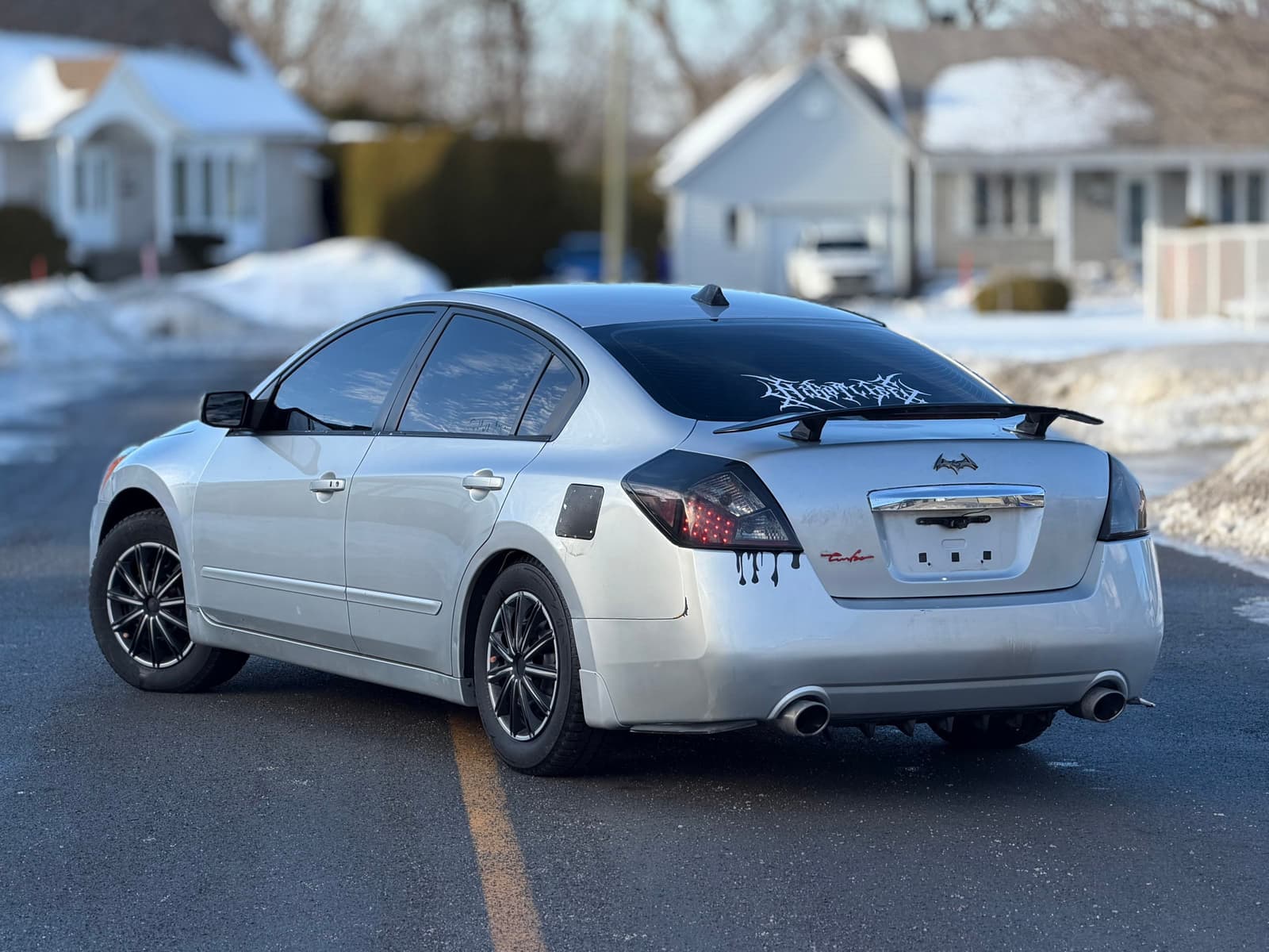 Nissan Altima 2011 - Image 2