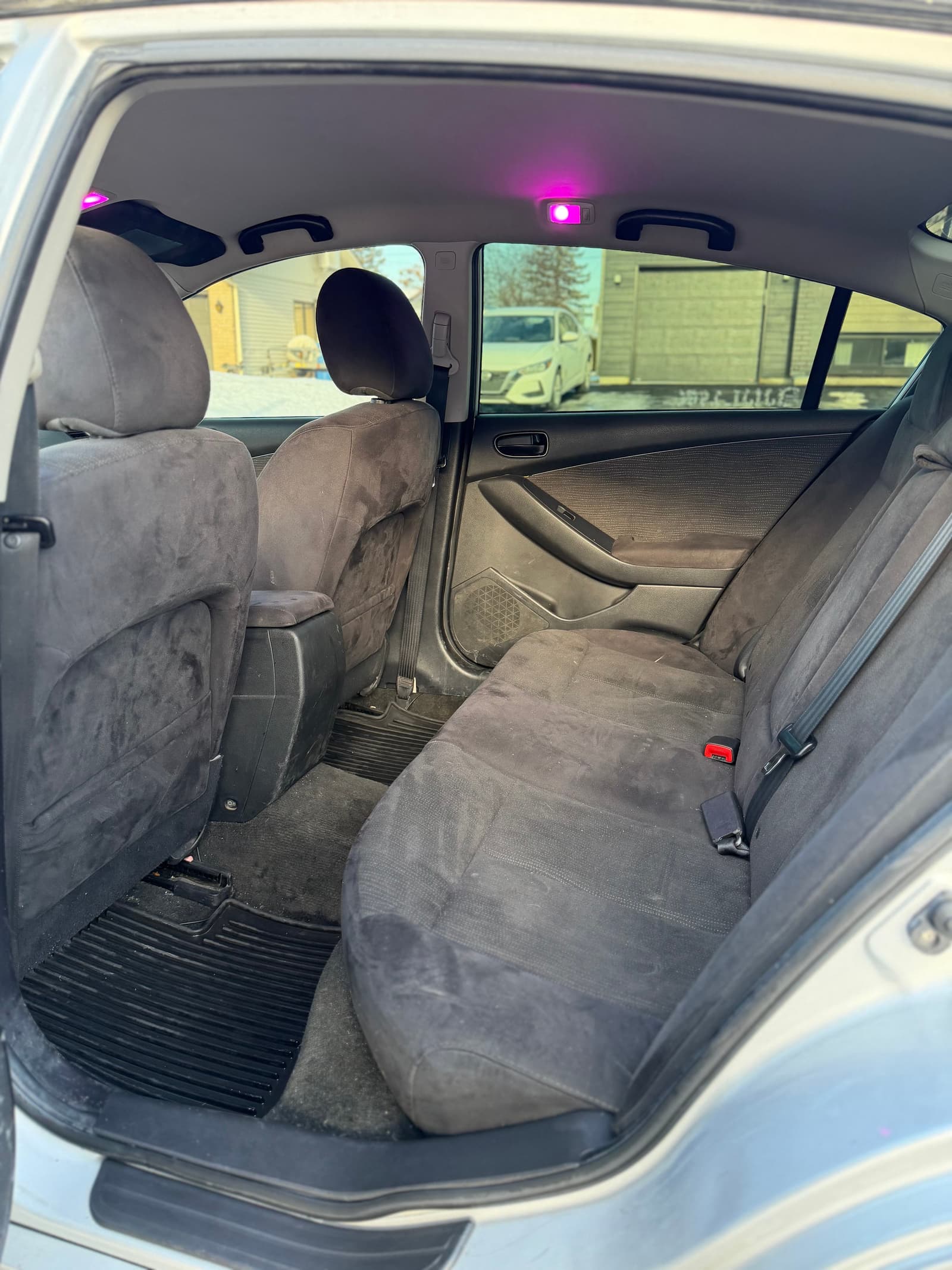 Nissan Altima 2011 - Image 12