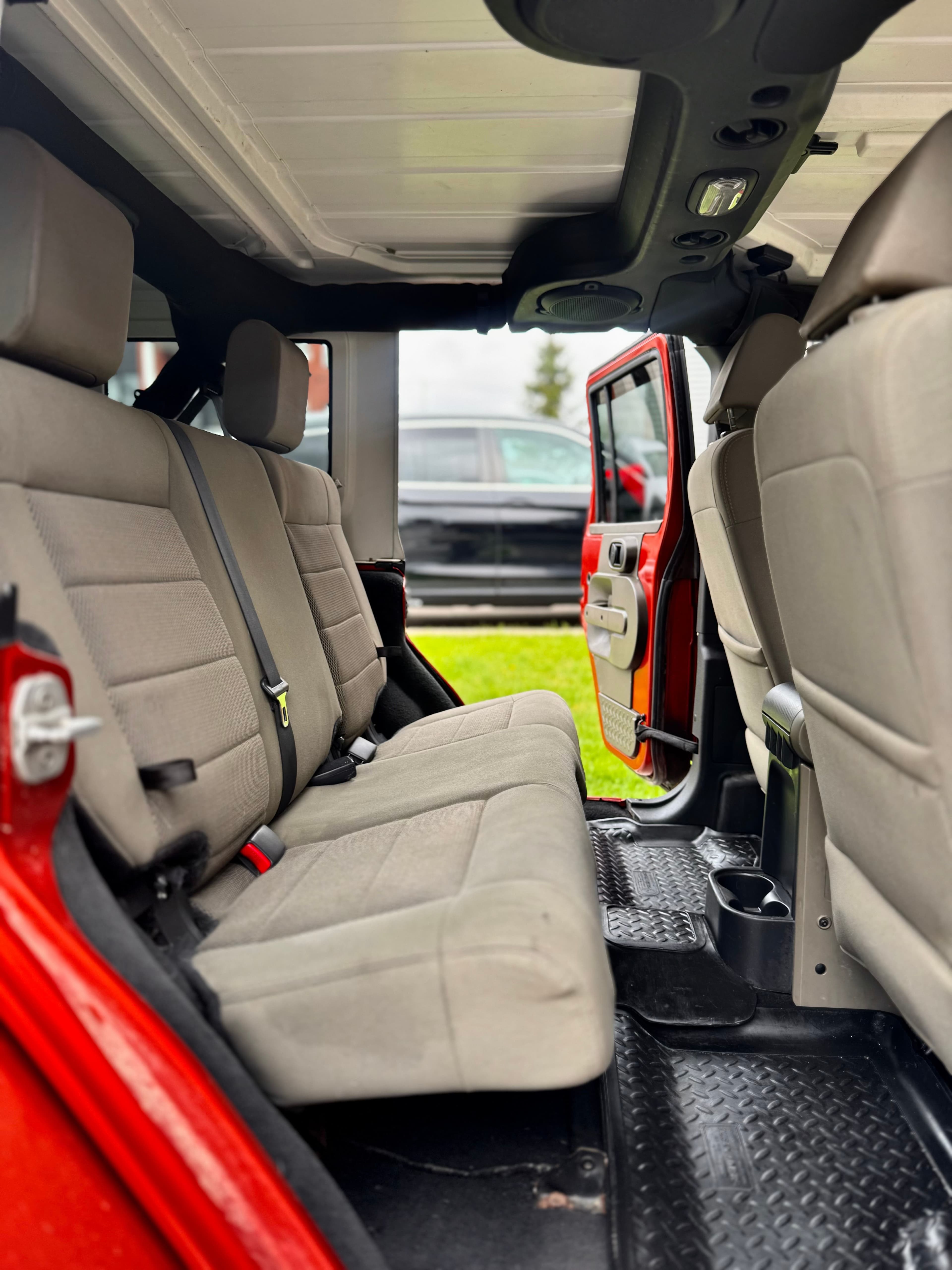 Jeep Wrangler 2009 - Image 20