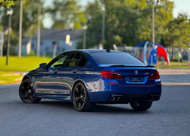 Bmw M5 2012 - Thumbnail 4