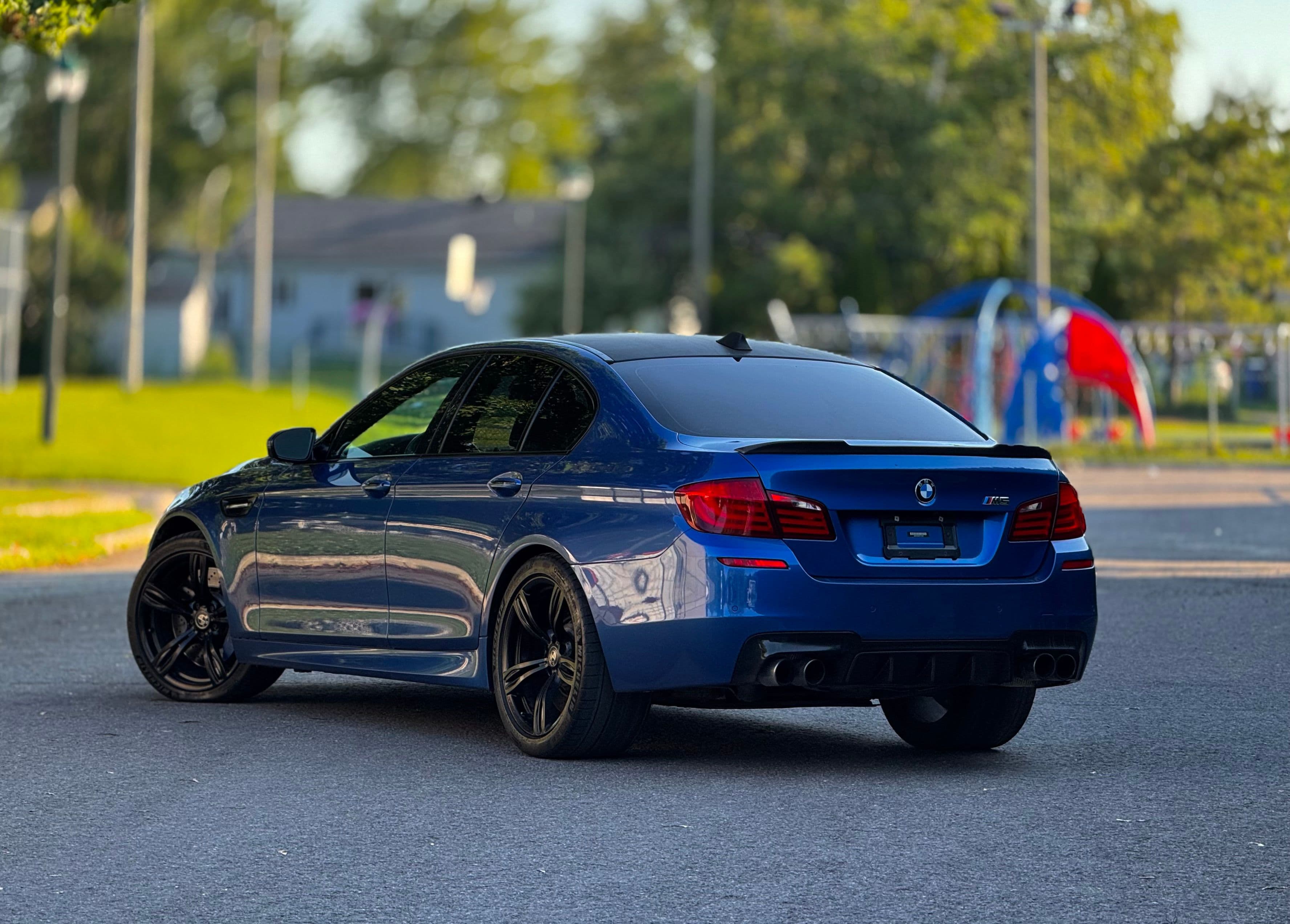 Bmw M5 2012 - Image 4