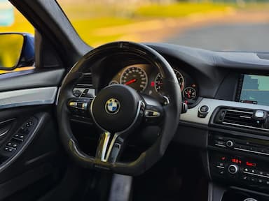 Bmw M5 2012 - Thumbnail 18