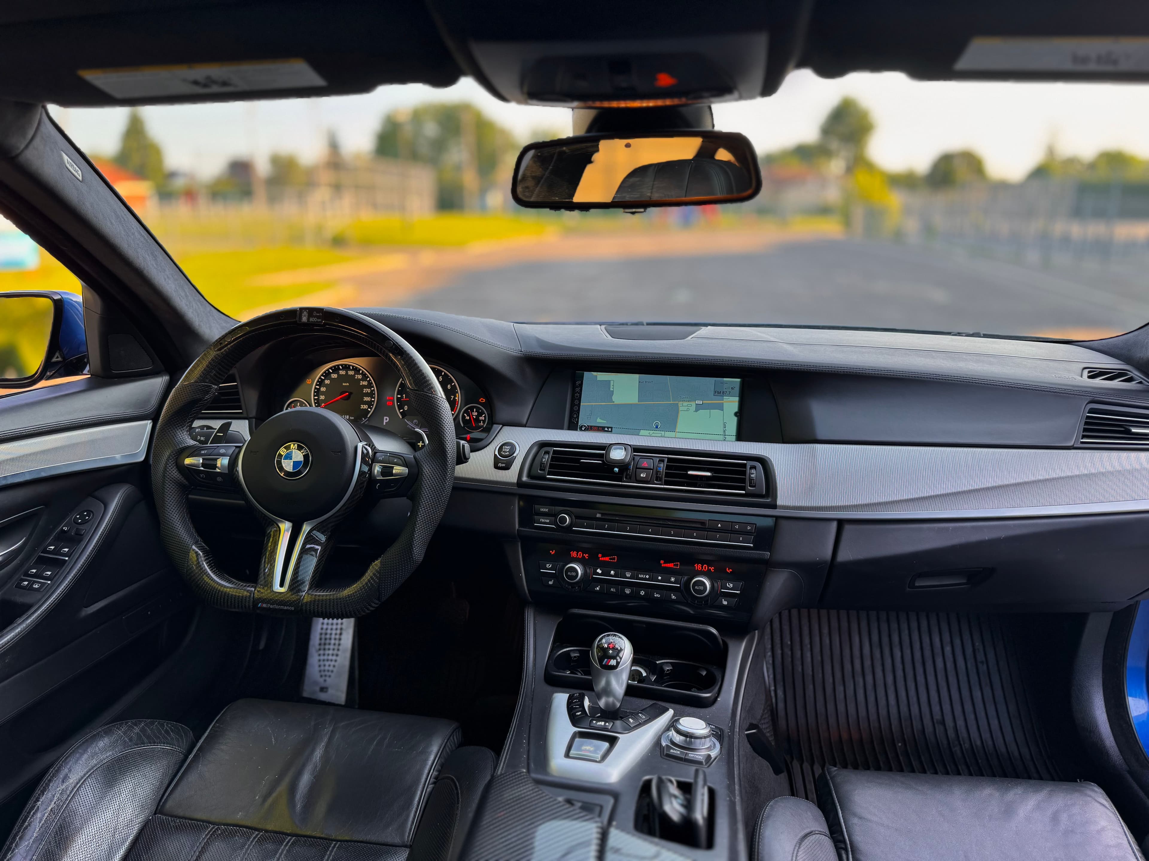 Bmw M5 2012 - Image 19