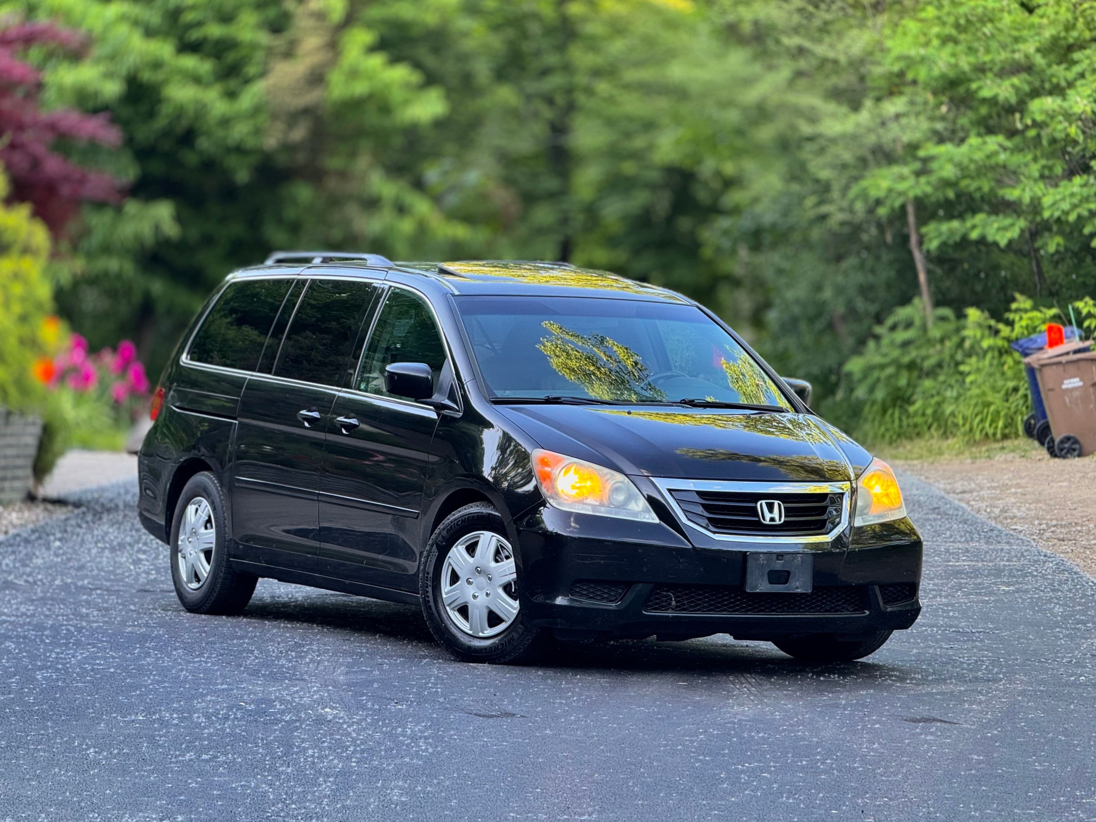 Honda Odyssey 2010 - Image 1