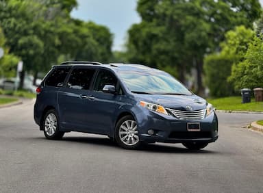Toyota Sienna 2014 - Thumbnail 2