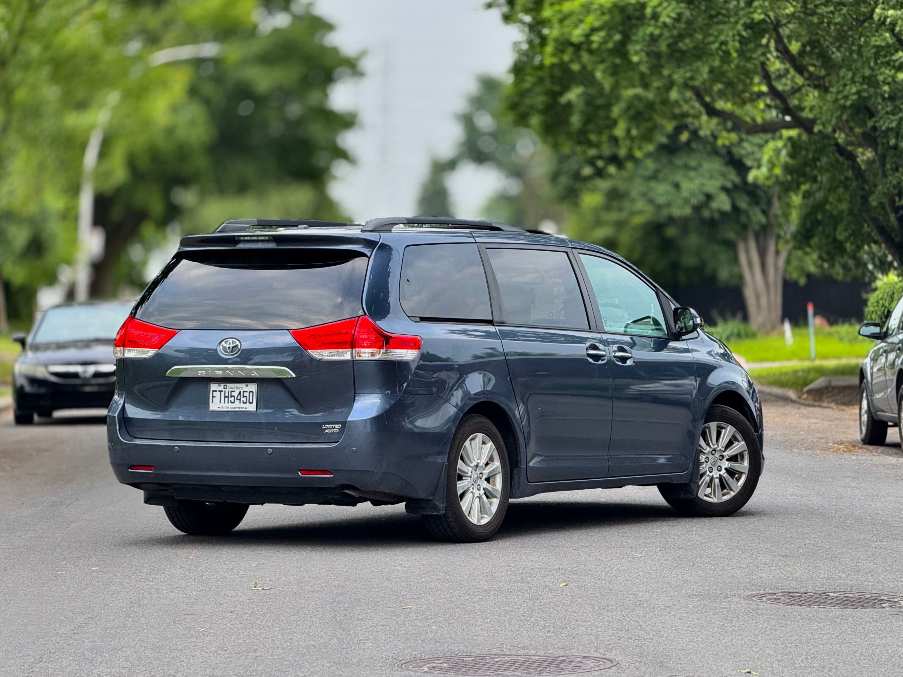 Toyota Sienna 2014 - Image 4
