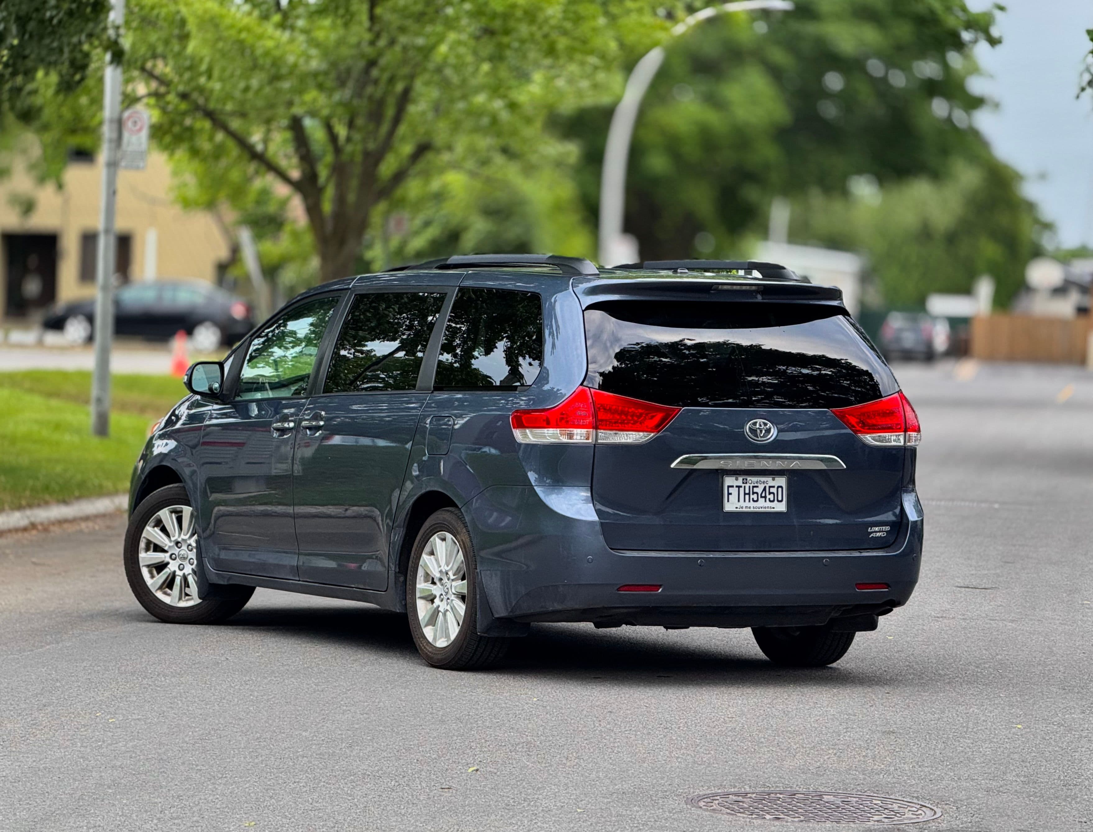 Toyota Sienna 2014 - Image 5